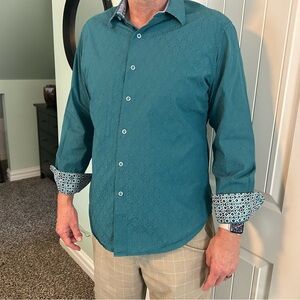 Robert Graham button down large green shirt